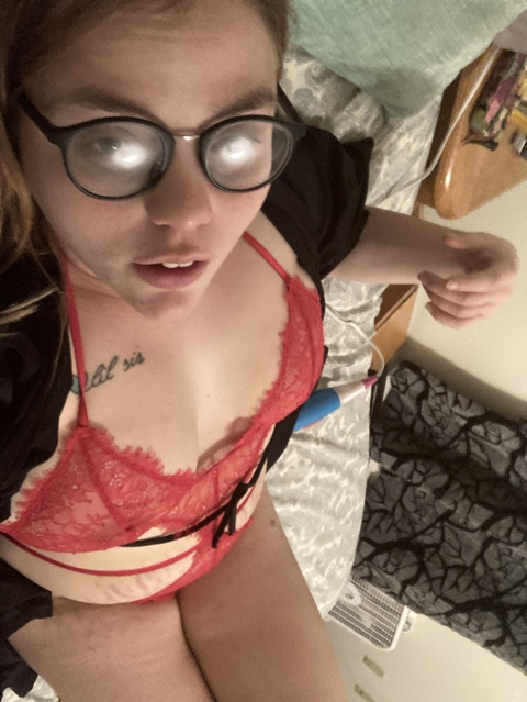 tiffanystars onlyfans leaked picture 2