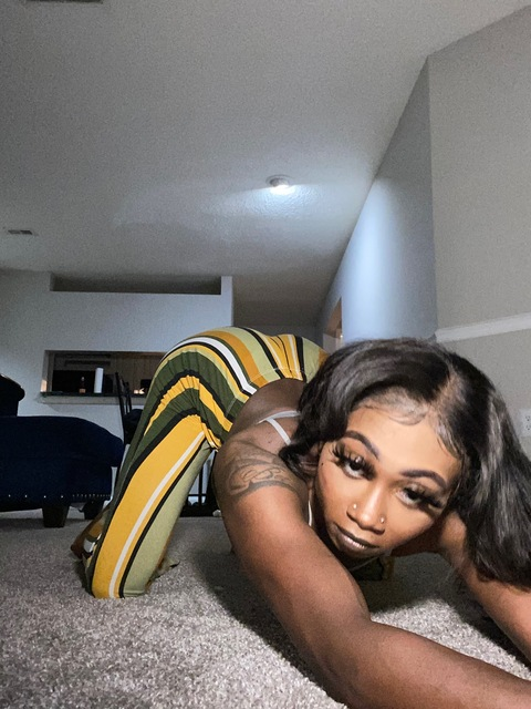 tinyda.brattt onlyfans leaked picture 2