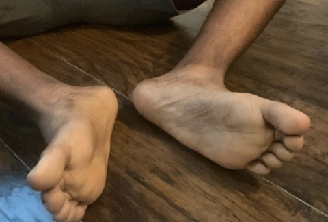 toesxhoes onlyfans leaked picture 2