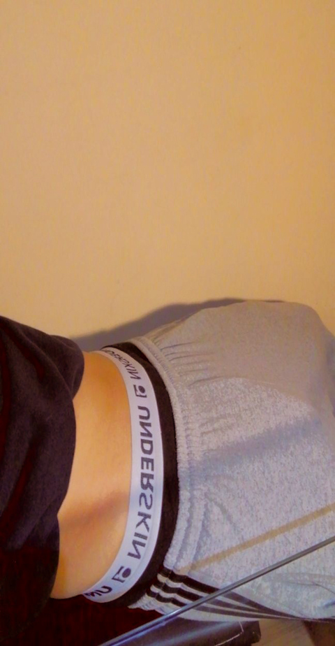 tupolol0 onlyfans leaked picture 2