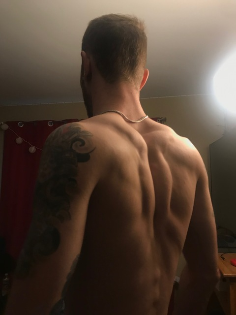 u114378494 onlyfans leaked picture 2