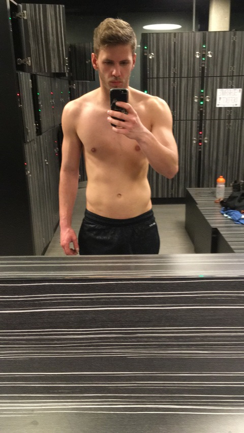 u150794912 onlyfans leaked picture 2