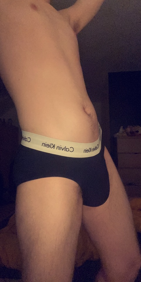 u33349252 onlyfans leaked picture 2