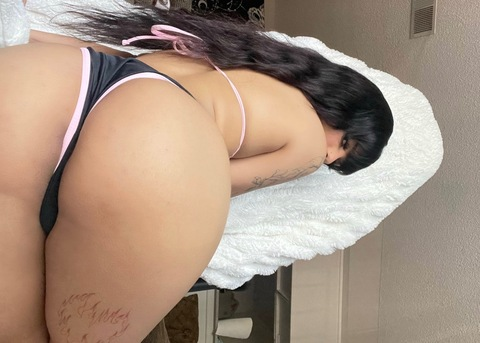urfavebaby01 onlyfans leaked picture 2