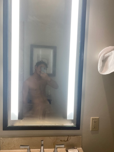 vaultoftime onlyfans leaked picture 2