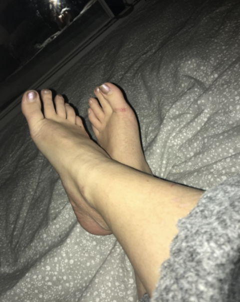 velvetlouves onlyfans leaked picture 2