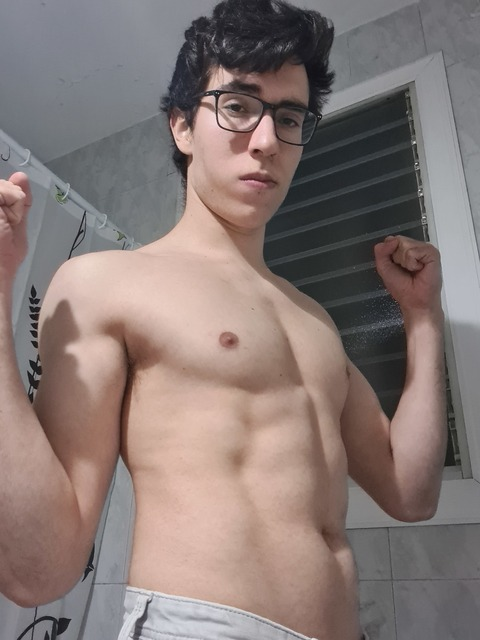 victordeorangefree onlyfans leaked picture 2