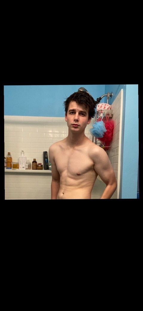 wyattfanxx onlyfans leaked picture 2