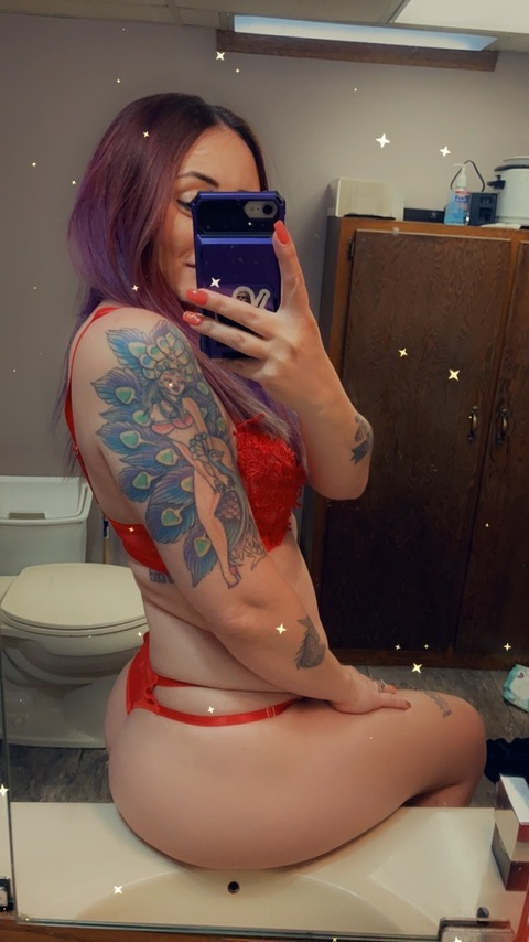 xoxoprettypinlxoxo onlyfans leaked picture 2