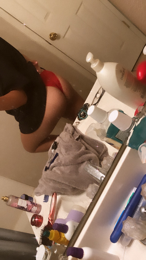 yessie_1317 onlyfans leaked picture 2