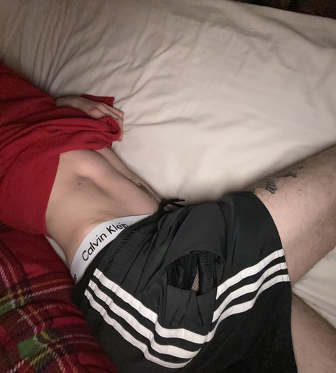 yourholesir onlyfans leaked picture 2